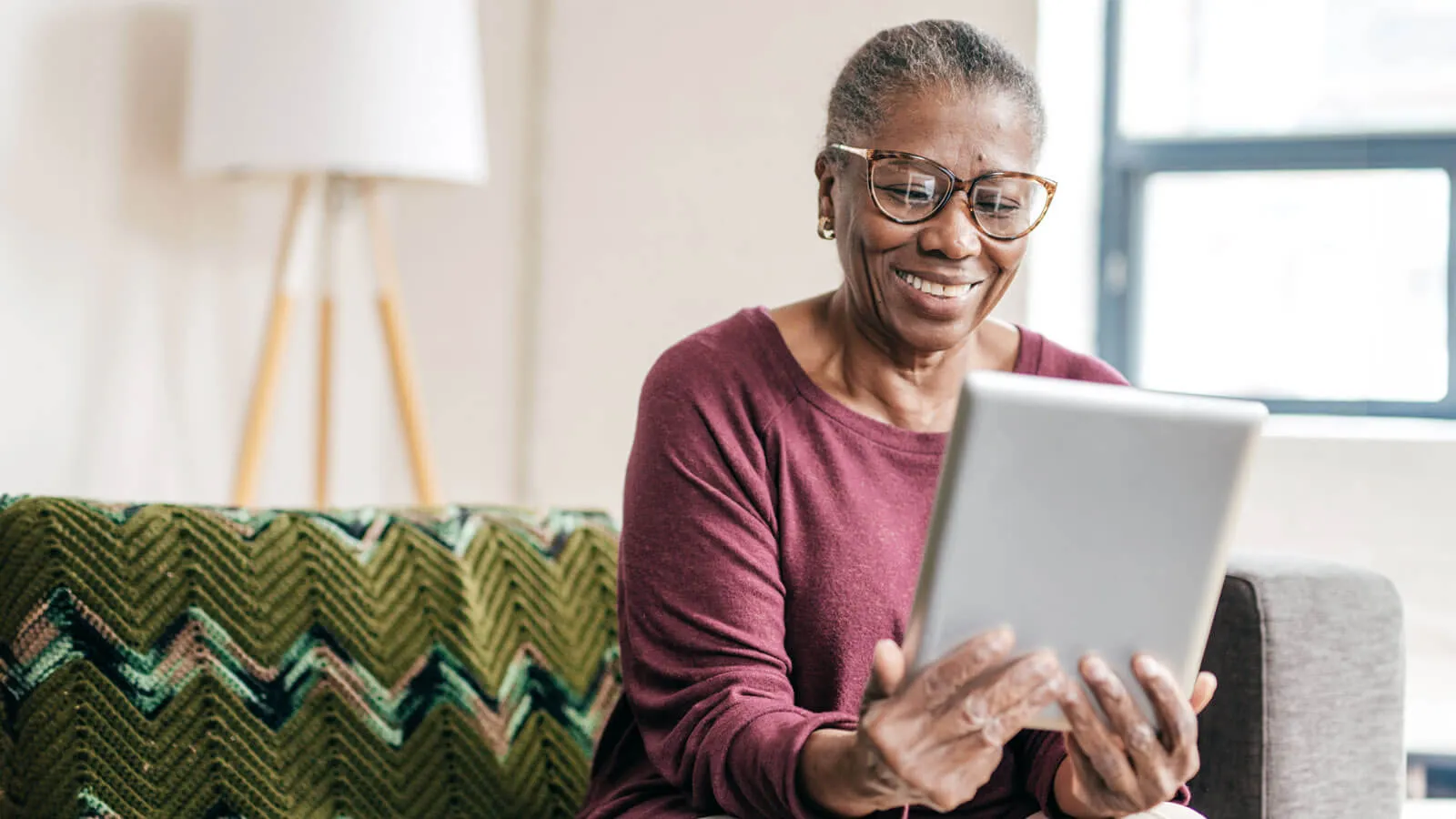 senior woman ordering online